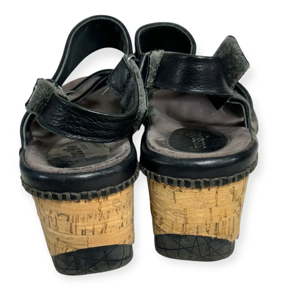 Bussola Women’s Strap Cork Platforms Size 9‎.5